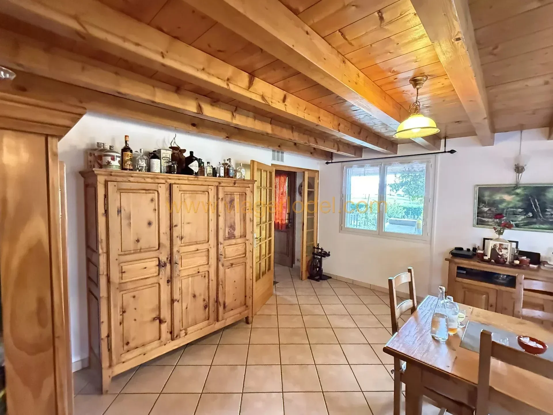Moye, Auvergne-Rhône-Alpes, France. - Photo 5