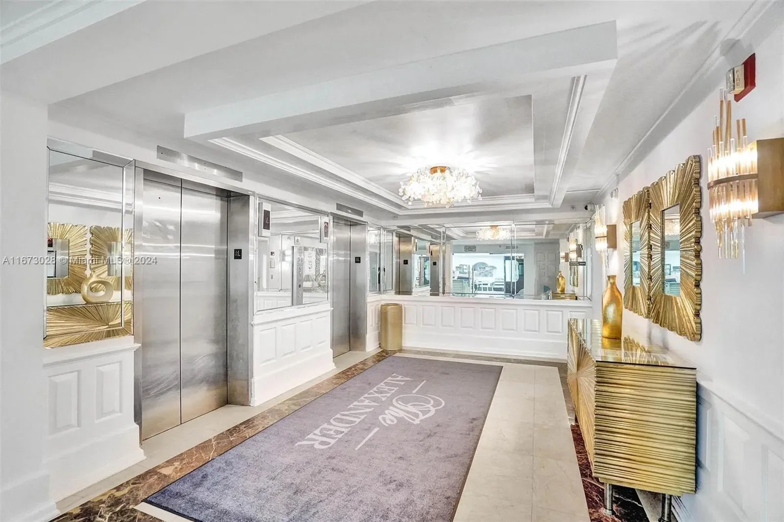 5225 Collins Ave PH7, Miami Beach, Florida, United States. - Photo 36