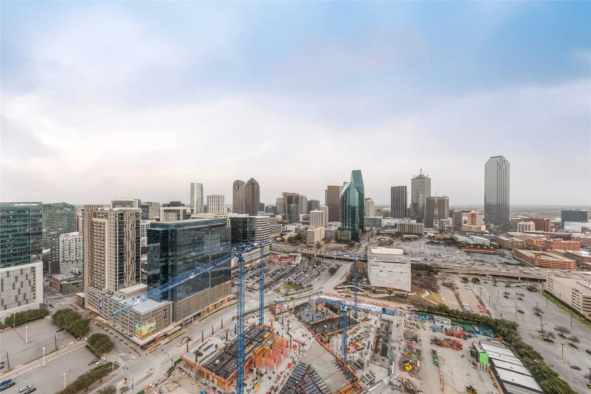 2430 Victory Park Lane, #3204, Dallas, TX, 75219, USA, Dallas, Texas, United States. - Photo 36