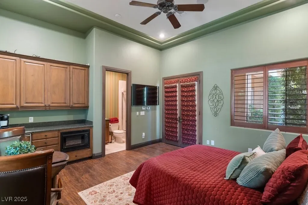 9717 Winter Palace Drive, Las Vegas, Nevada, United States. - Photo 53