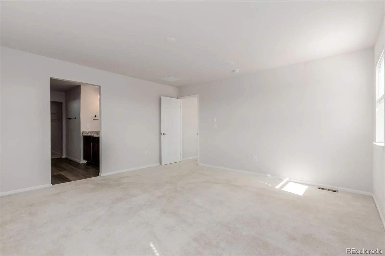 Gallery photo 11