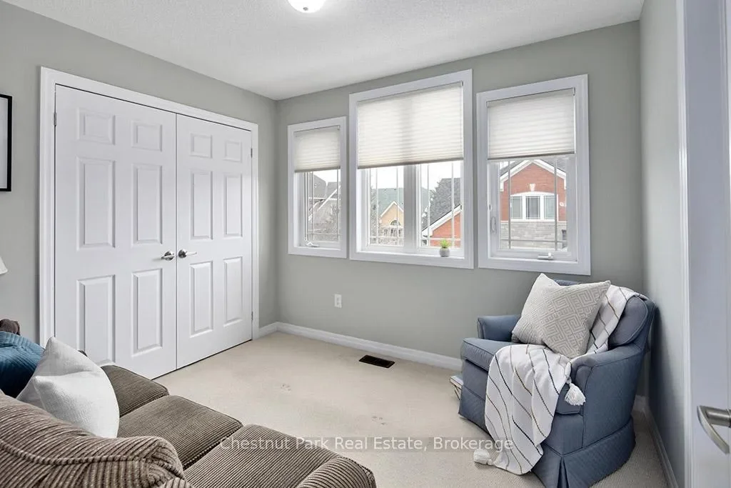 Gallery photo 12