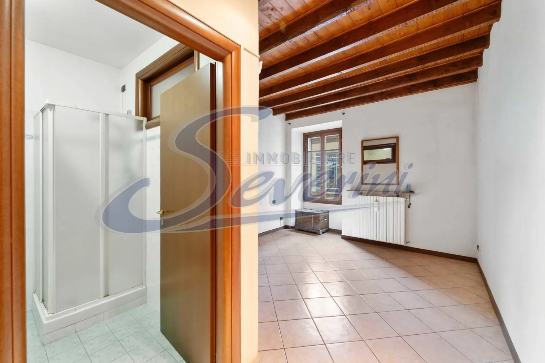 Appartamento in palazzo d\'epoca in vendita a Como, Centro Storico