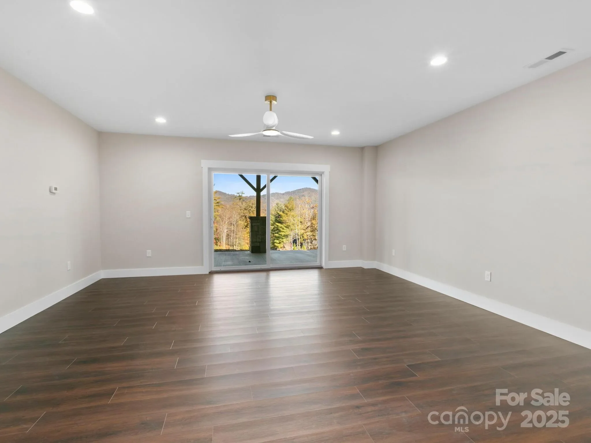 3 Erin Glen Court, Fairview, NC 28730, Fairview, North Carolina, United States. - Photo 18