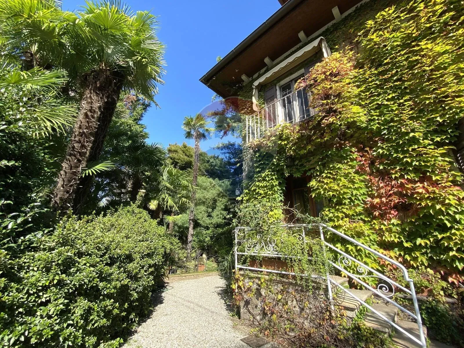 Via Principe di Piemonte, Stresa, Piedmont, Italy. - Photo 11