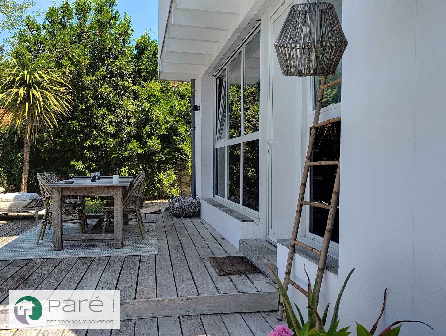 Exterior photo 5