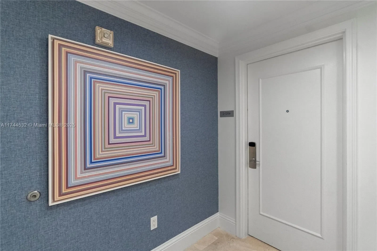 4401 COLLINS AV 1206, Miami Beach, Florida, United States. - Photo 23