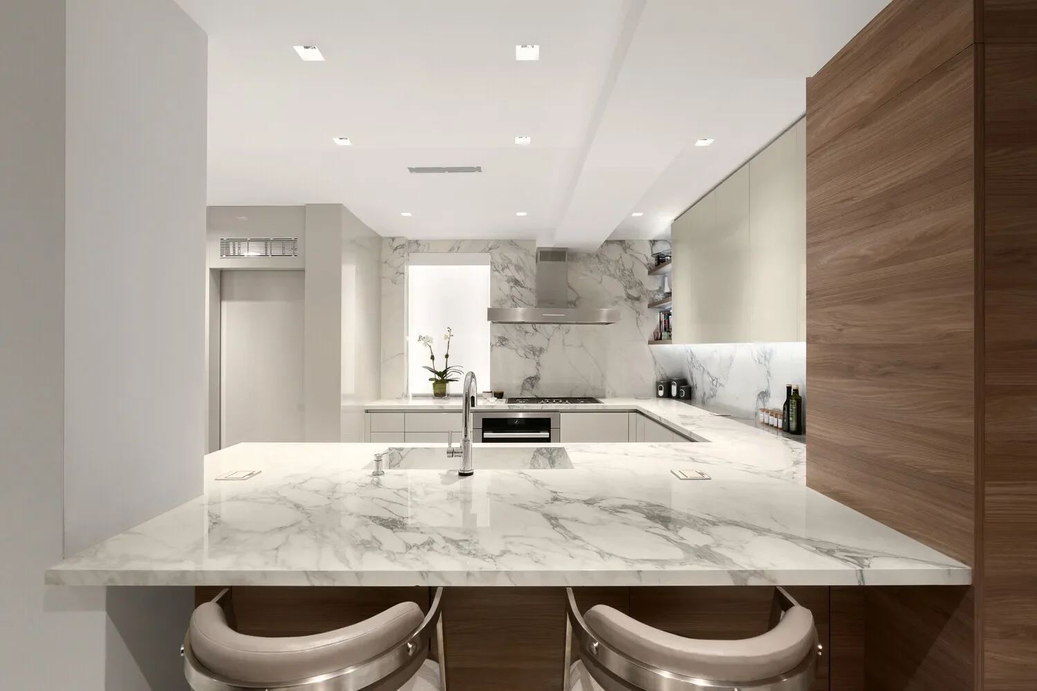 21 East 87th Street, 21 E 87TH ST, New York, New York, United States. - Photo 9
