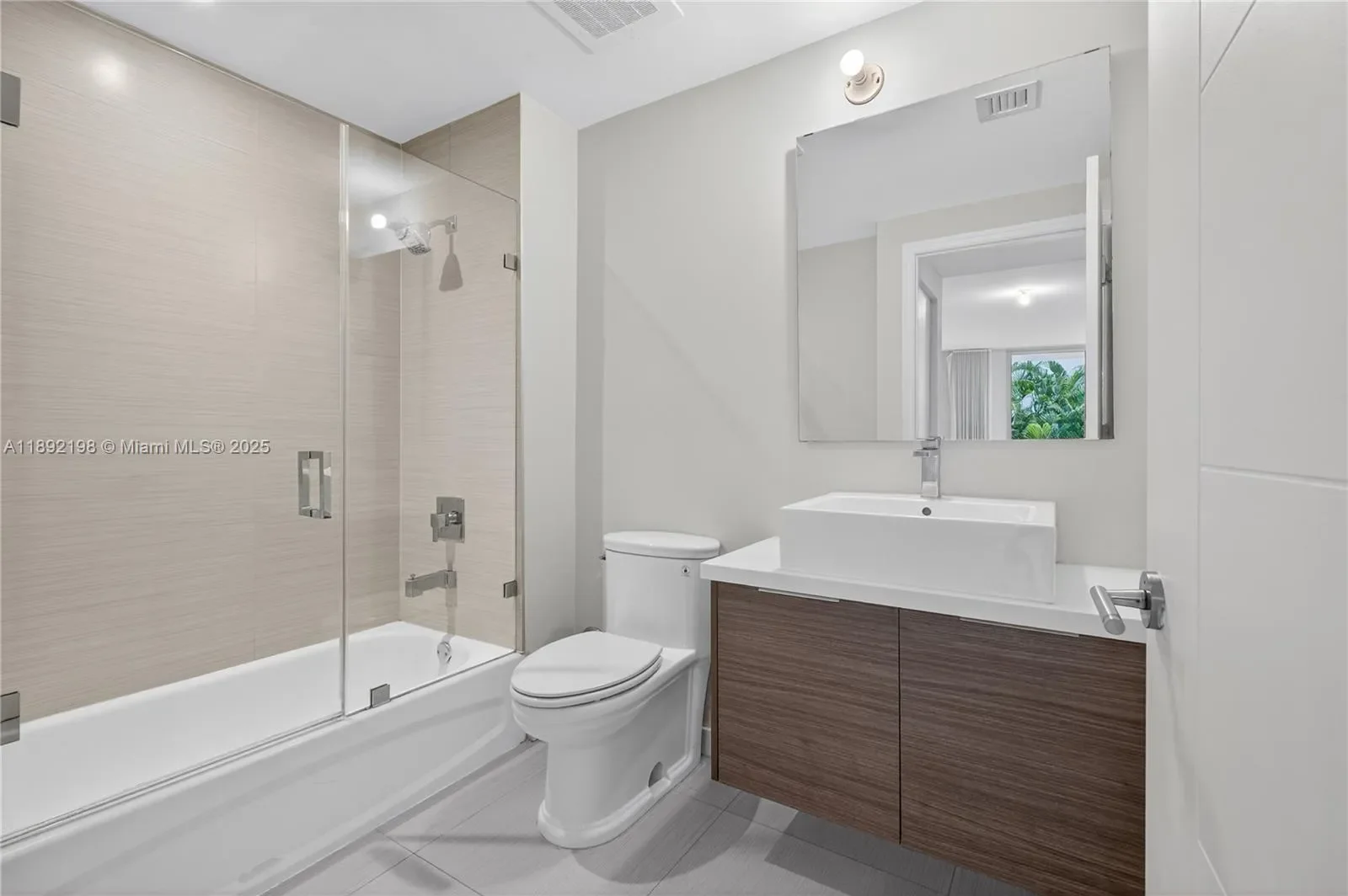 1010 SW 2nd Ave 603, Miami, Florida, United States. - Photo 14