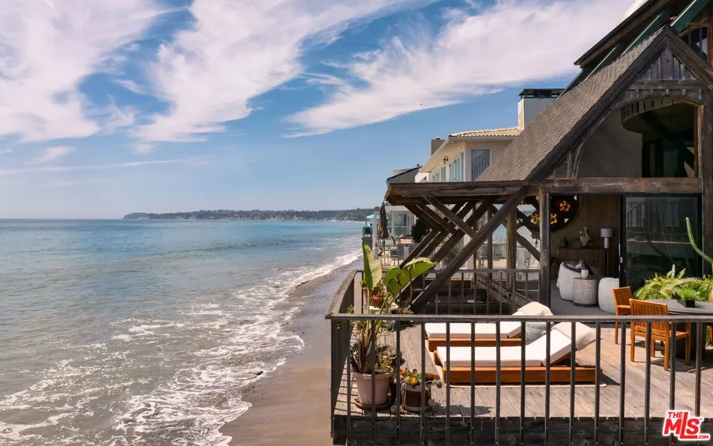 26902 Malibu Cove Colony Drive, Malibu, California, United States. - Photo 6