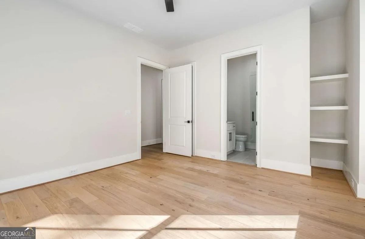 Gallery photo 2