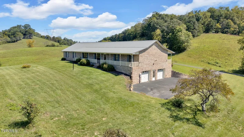 887 Berry Road, Bulls Gap, TN 37711, Greeneville, Tennessee, United States. - Photo 8