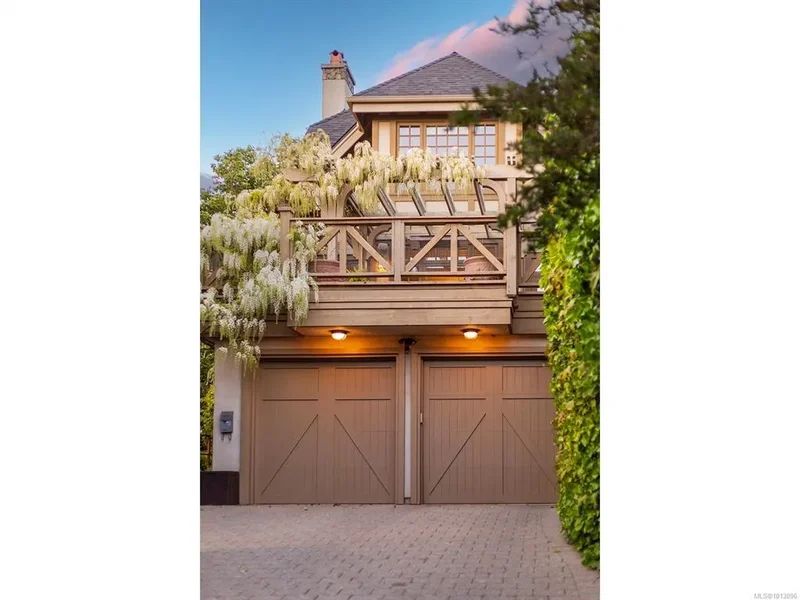 2766 Sea View Rd, Saanich, BC, V8N1K8, CANADA, Saanich, British Columbia, Canada. - Photo 15