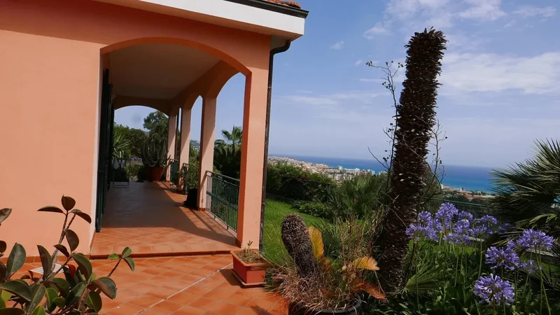 VIA COLLASGARBA, Ventimiglia, Liguria, Italy. - Photo 11