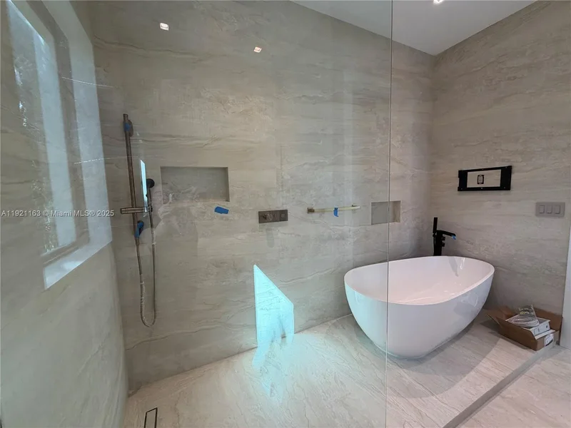 1380 Hollywood Blvd, Hollywood, Florida, United States. - Photo 52