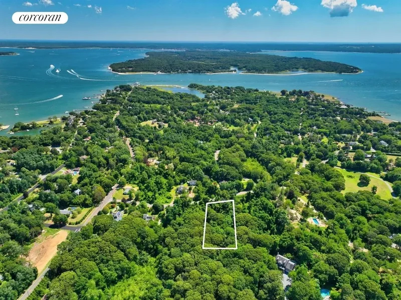 139 South Midway Road, Shelter Island, NY 11964, Shelter Island, New York, United States. - Photo 1