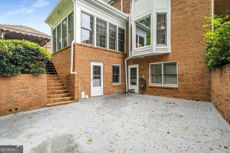 6040 Neely Farm Drive, Peachtree Corners, GA 30092, Peachtree Corners, Georgia, United States. - Photo 8