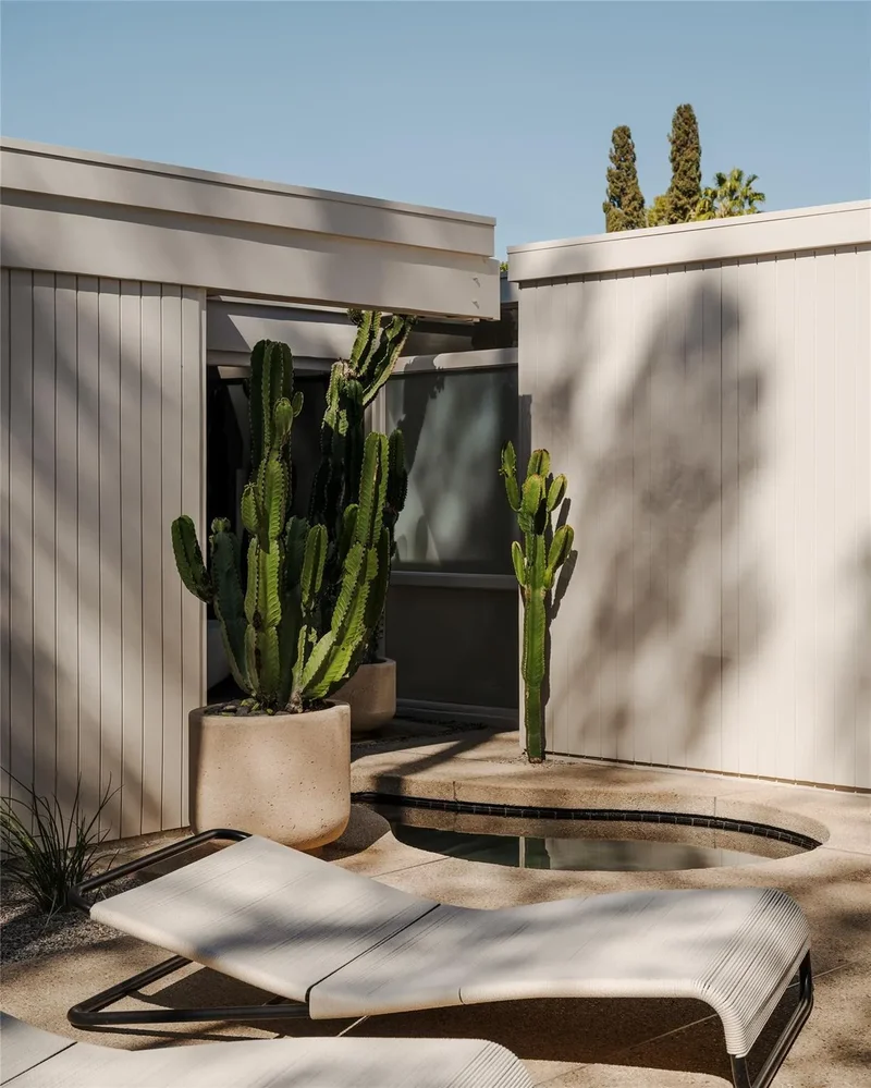 1272 E Verbena DR, Palm Springs, California, United States. - Photo 27