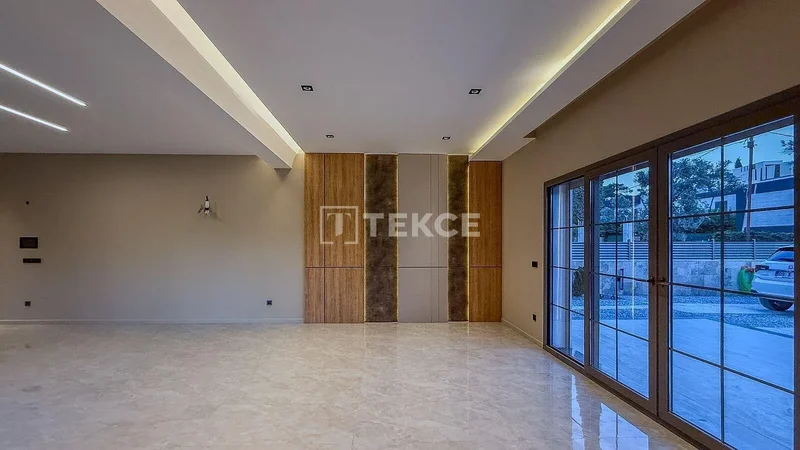 Karaova, Kuşadası, Aydın, Kuşadası, Turkey. - Photo 27