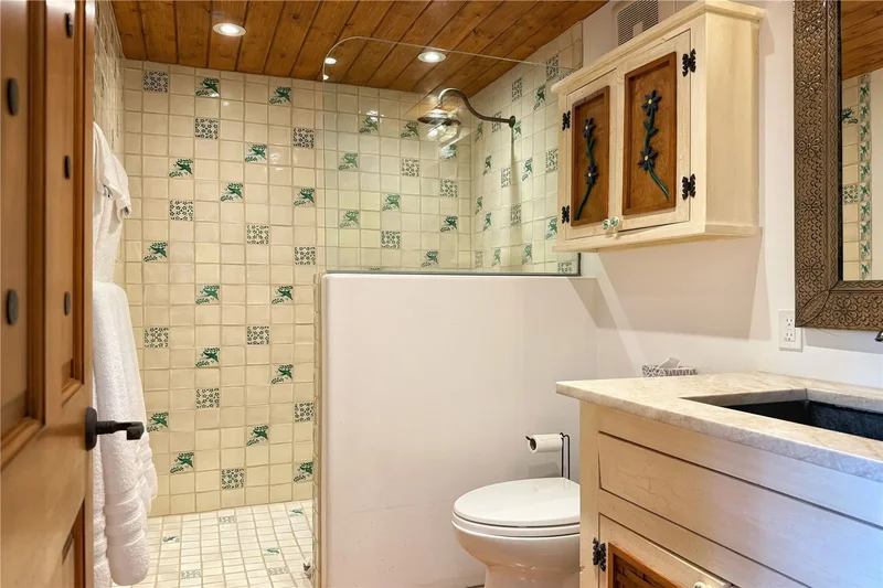 1352 Bishops Lodge Road , Santa Fe, NM 87506, Santa Fe, New Mexico, United States. - Photo 36