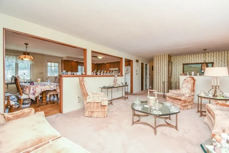 3 Christopher Dr, Nahant, MA 01908, Nahant, Massachusetts, United States. - Photo 19