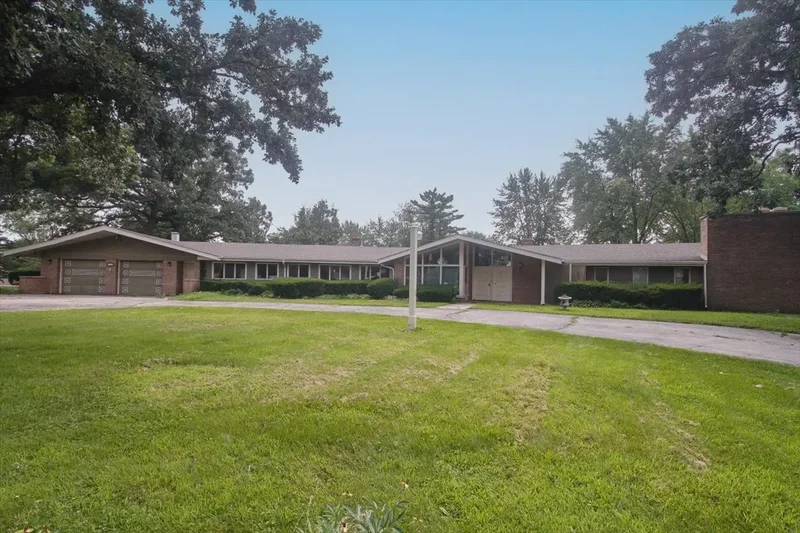 4 Bedrooms Single Family Detached