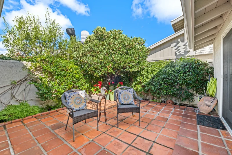 18 Shoal Drive , Newport Beach, CA 92625, Newport Beach, California, United States. - Photo 12