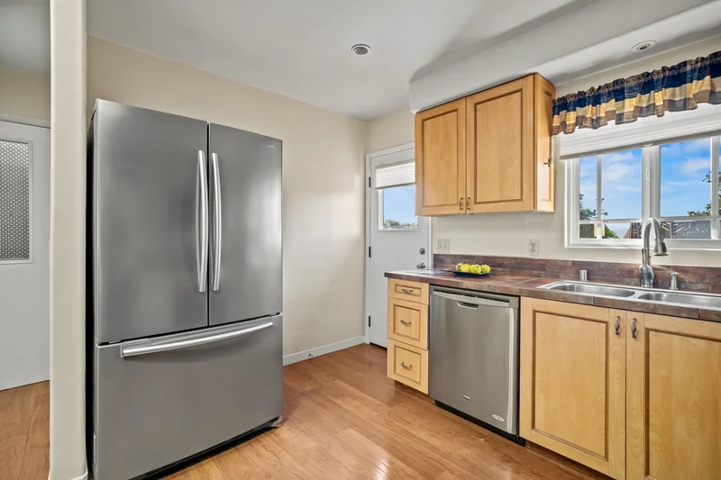 1717 Harding Street, Seaside, CA 93955, Sand City, California, United States. - Photo 25