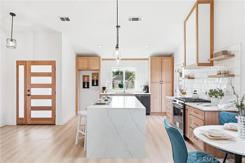 4859 E Mckay Circle, Anaheim, CA, 92807, USA, Orange, California, United States. - Photo 15