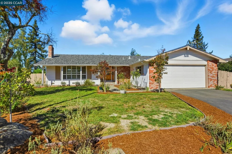92 Gaywood Pl, Moraga, California, United States. - Photo 10