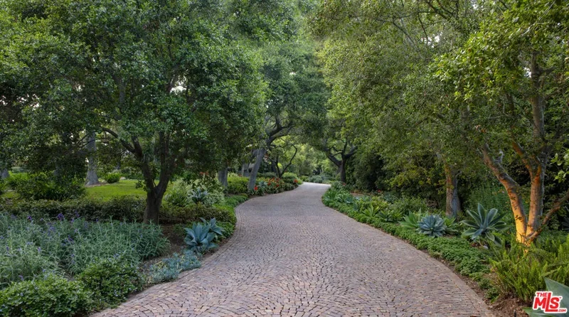 1360 E Mountain Drive, Montecito, California, United States. - Photo 26