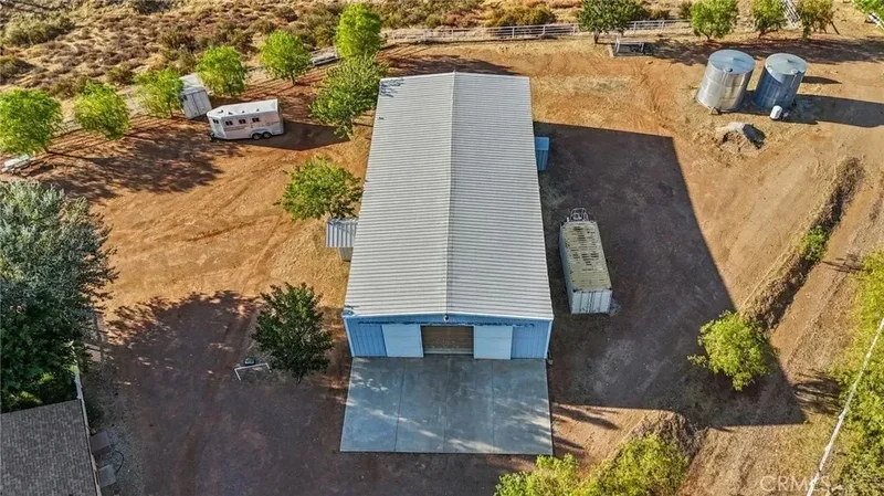 11709 Mint Canyon Road, Santa Clarita, California, United States. - Photo 32