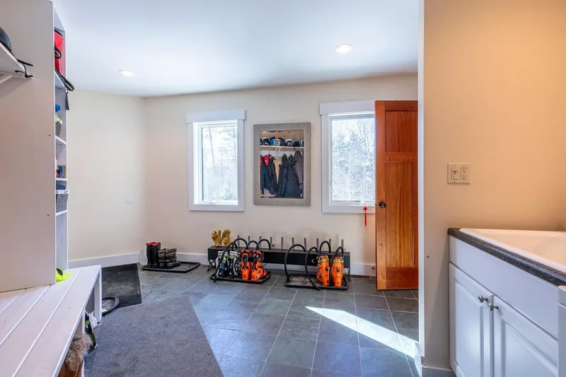 42 Cedar Drive, Ludlow, VT, 05149, USA, 05149, Vermont, United States. - Photo 33