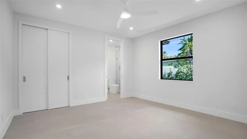 317 NE 21st Street, Wilton Manors, Florida, United States. - Photo 22