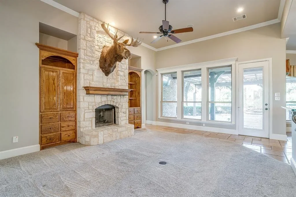 9549 Dickson Road, Fort Worth, Texas, United States. - Photo 11