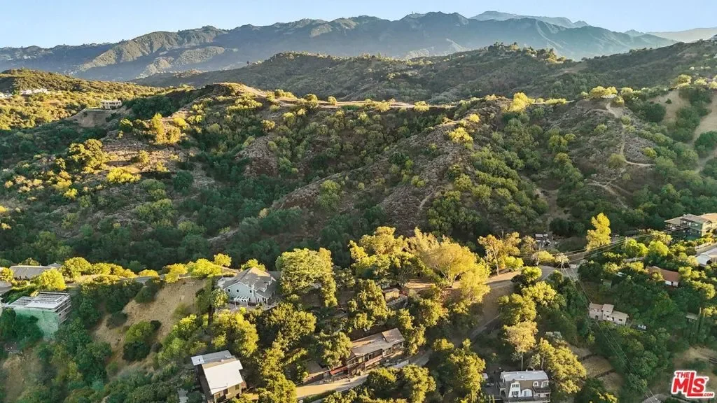 21956 Cereza Way, Topanga, California, United States. - Photo 52