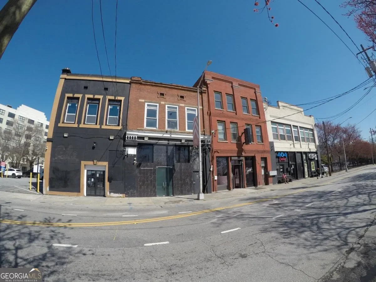 251 Trinity AVE SW, Atlanta, Georgia, United States. - Photo 2