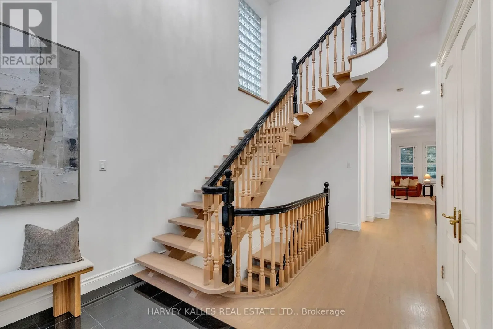 Gallery photo 3