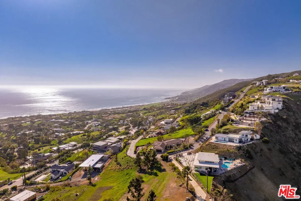 5416 Horizon Drive, Malibu, California, United States. - Photo 17