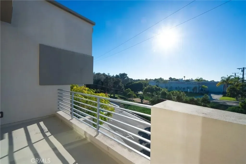 514 Ardmore, Hermosa Beach, California, United States. - Photo 14