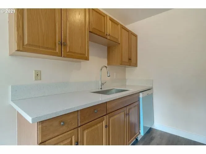 12429 SE FOSTER RD, Portland, OR 97236, Portland, Oregon, United States. - Photo 12