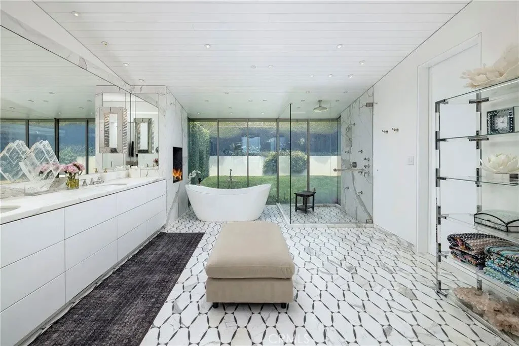 2538 Monaco Drive, Laguna Beach, California, United States. - Photo 22