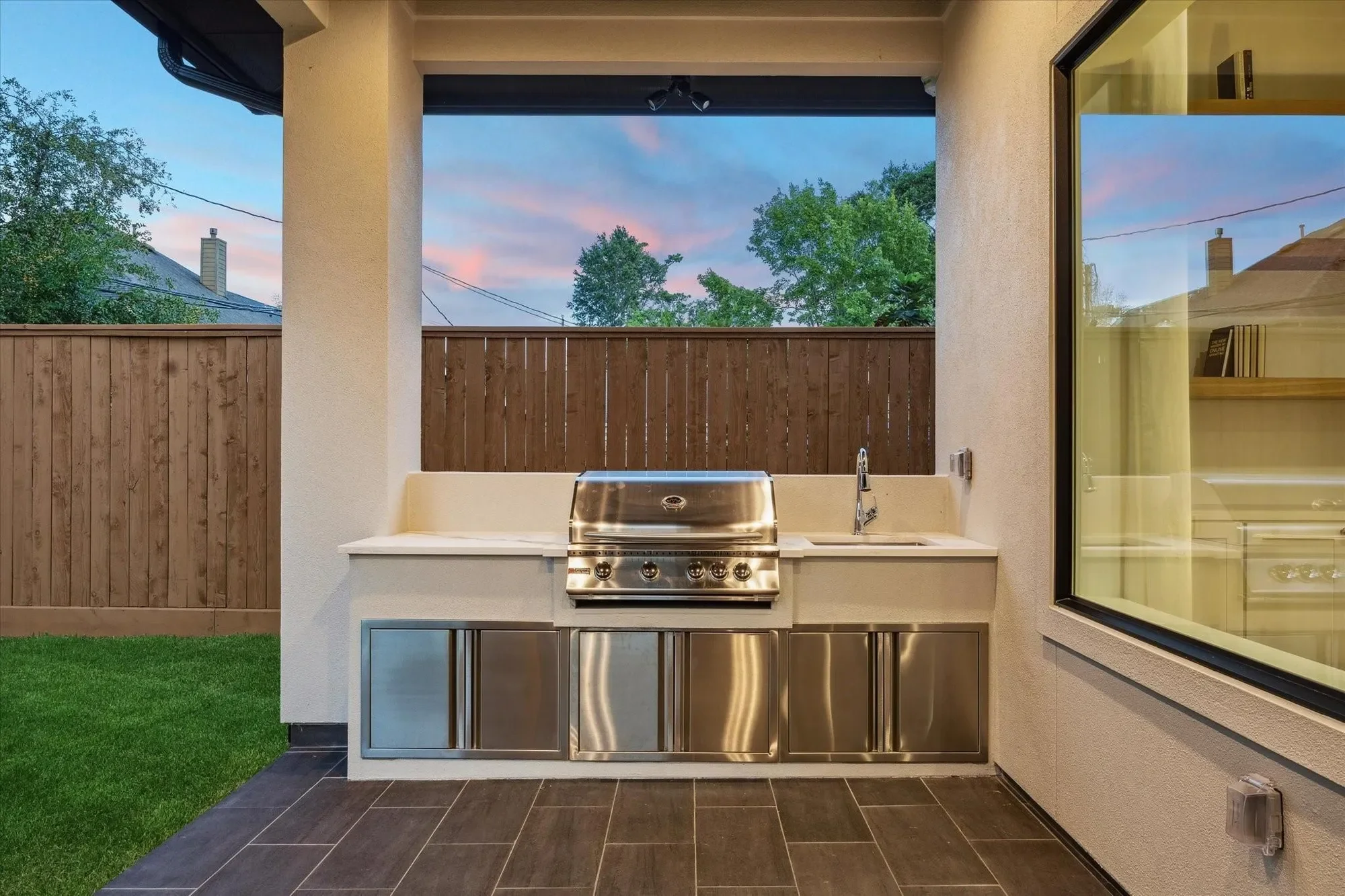 1330 Richelieu Lane, Houston, Texas, United States. - Photo 38