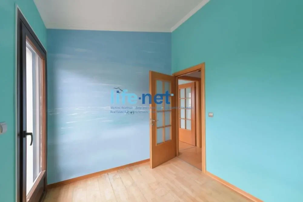 Gallery photo 9