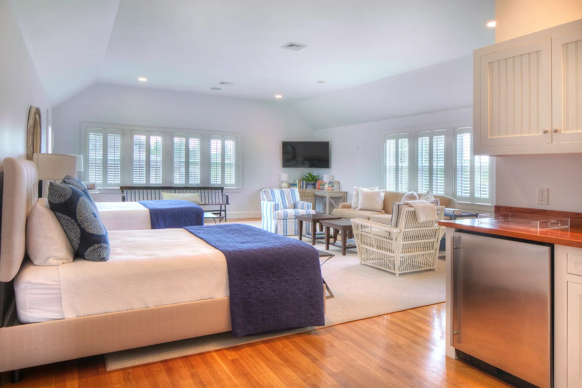 178 Carnegie Harbor Drive, Portsmouth, RI 02871, Portsmouth, Rhode Island, United States. - Photo 44