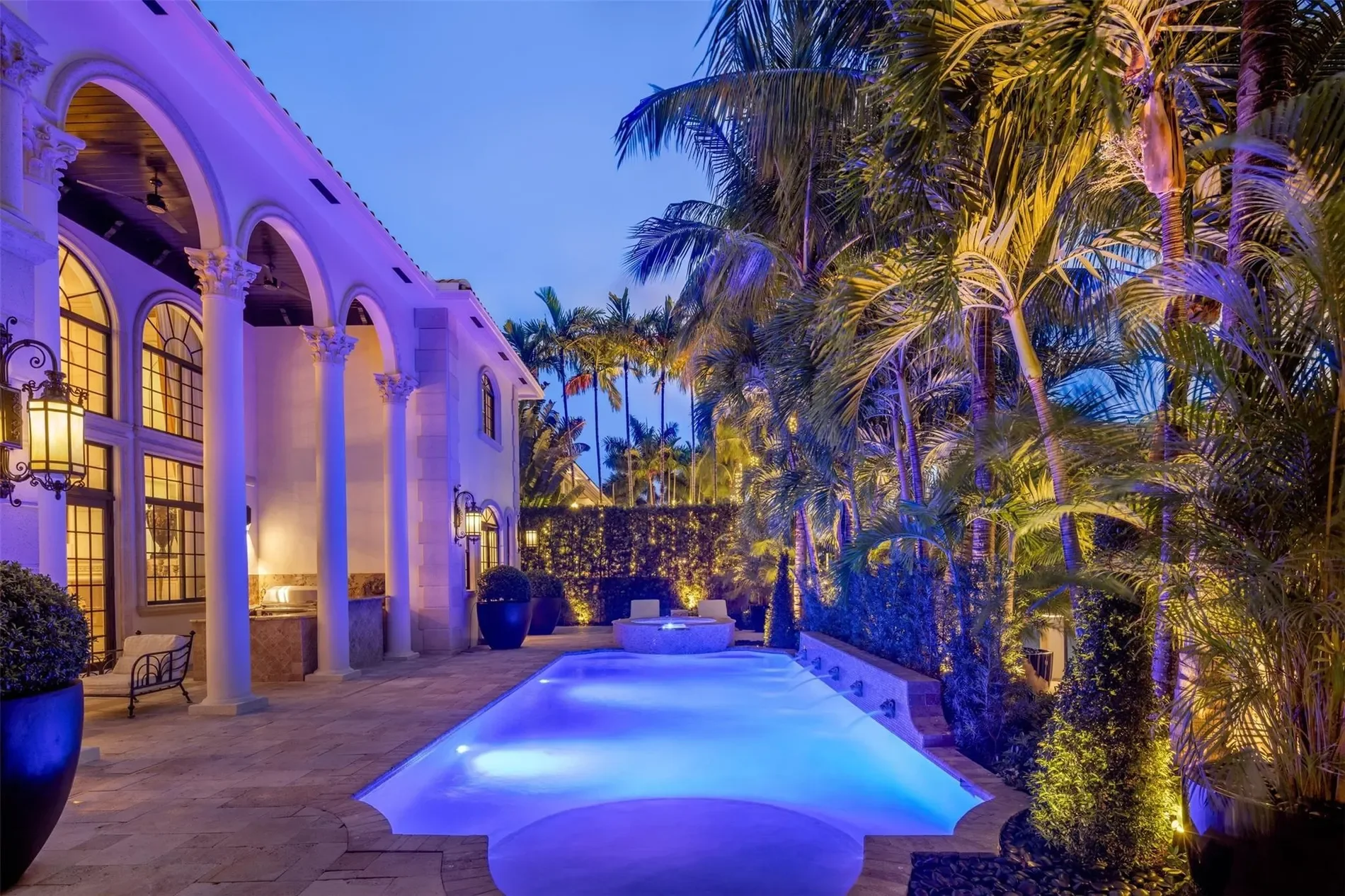 169 Fiesta Way, Fort Lauderdale, Florida, United States. - Photo 2