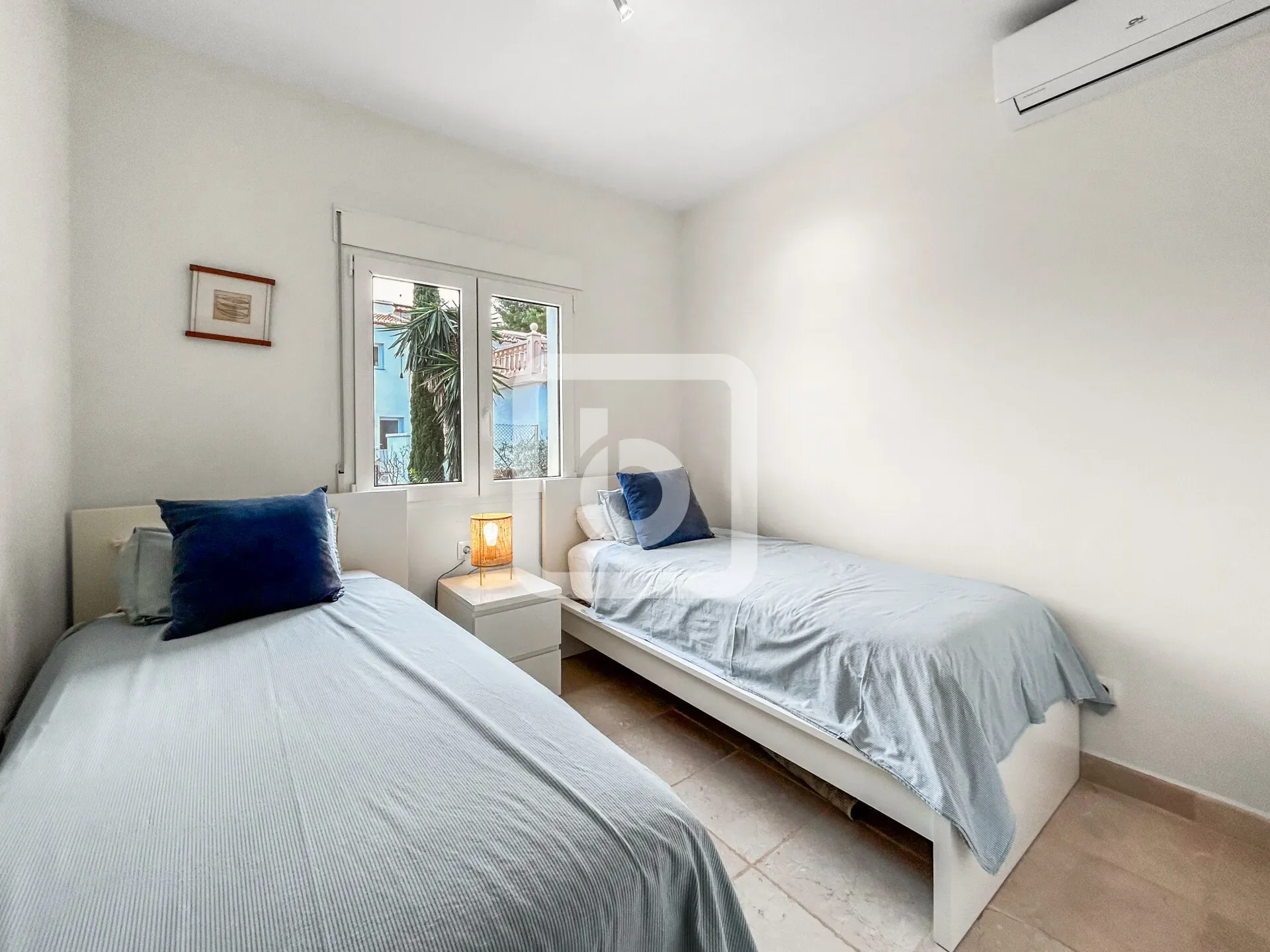 Gallery photo 10