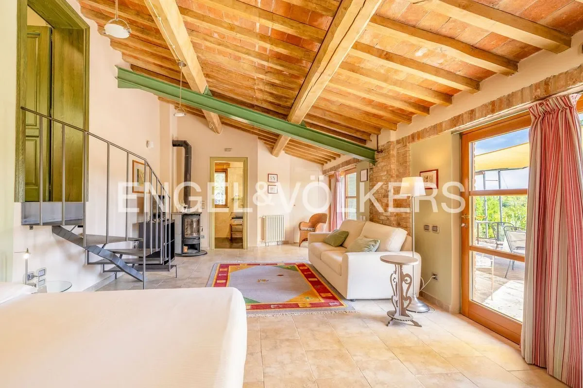 Gallery photo 11