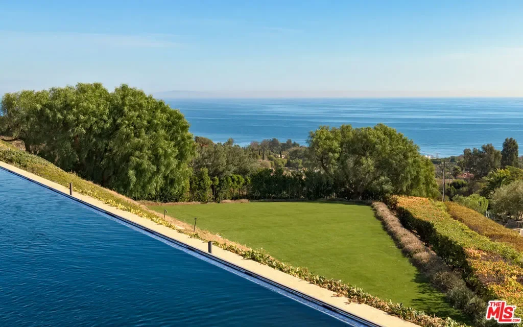 6093 Murphy Way, Malibu, California, United States. - Photo 40
