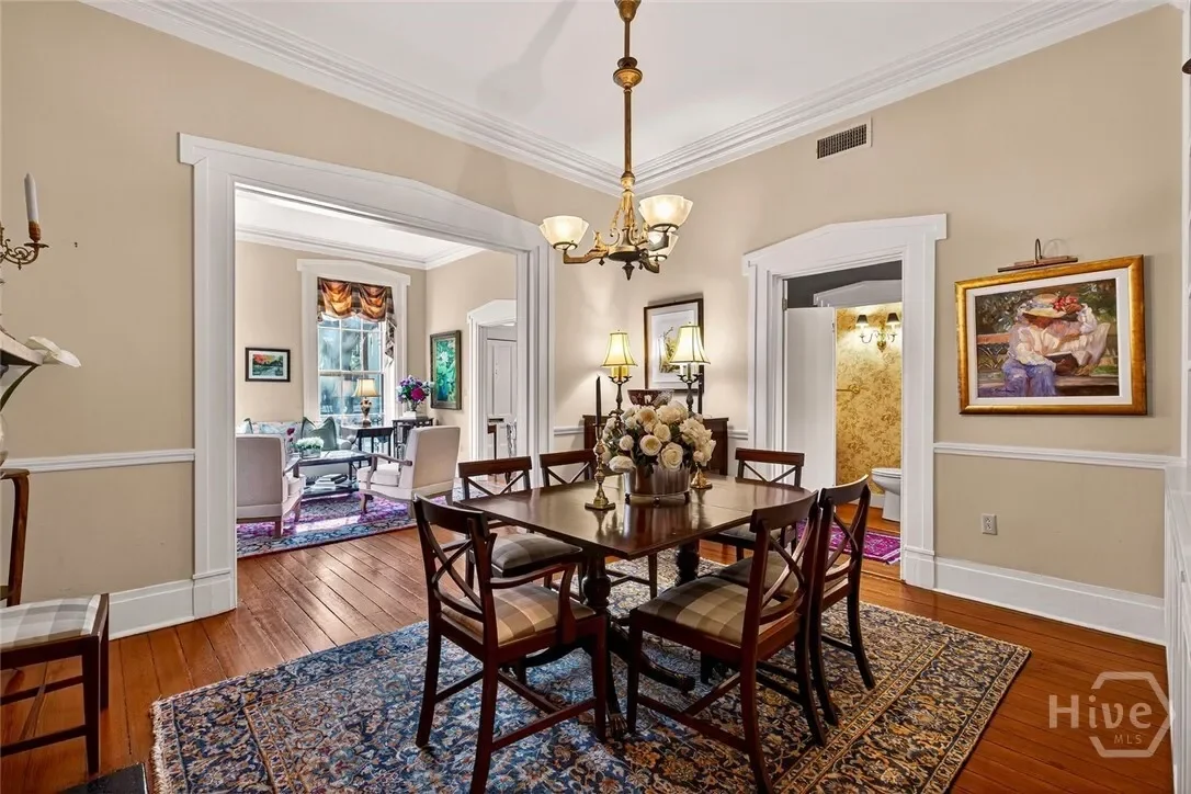 208 E Liberty Street, Savannah, Georgia, United States. - Photo 19